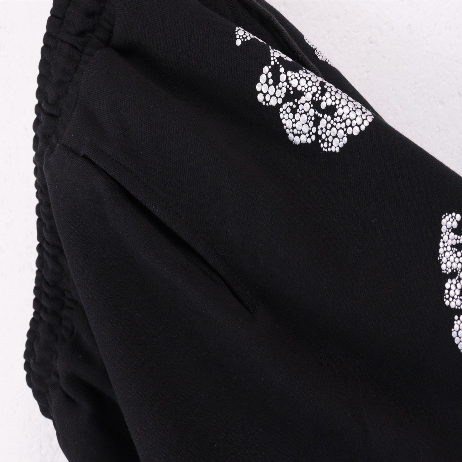 DENIM TEARS  Shorts 8659